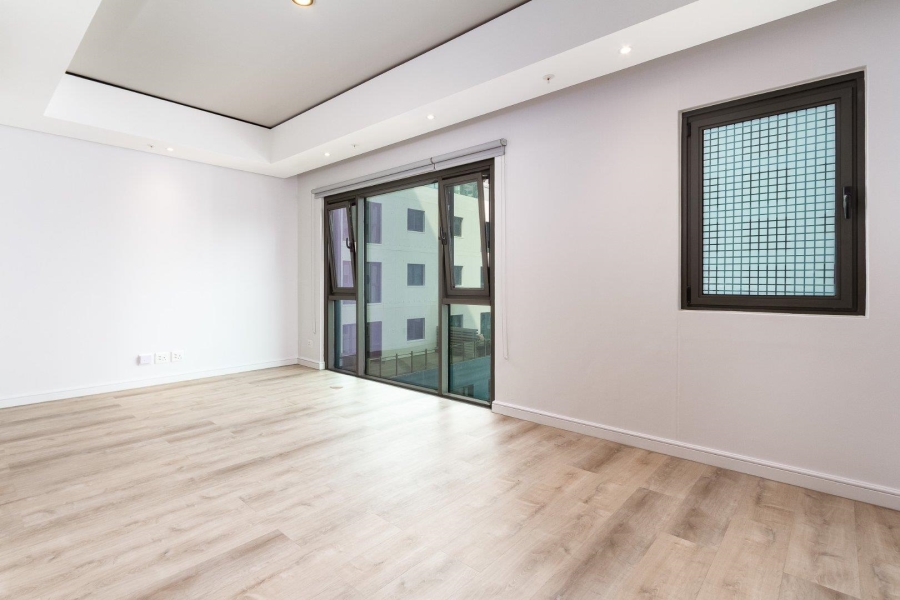 To Let 1 Bedroom Property for Rent in Foreshore Western Cape